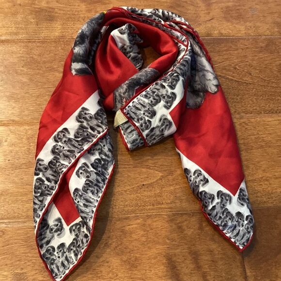 Sercouset dog scarf, silk with rolled edges - Picture 6 of 8